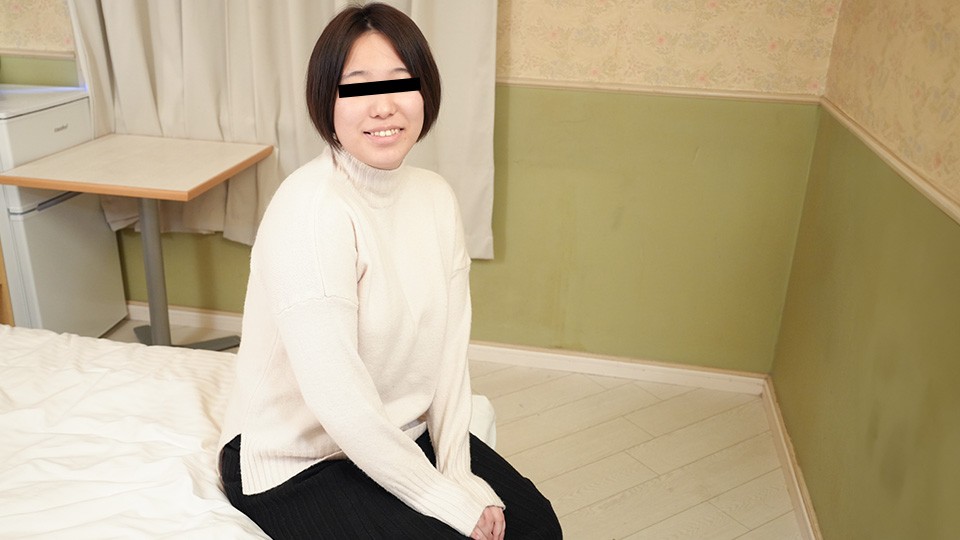 佐藤紀子：青春躁动！现役女大学生哀求无套内射~趁年轻放纵一回！ [10musume-081723_01-FHD] 海报