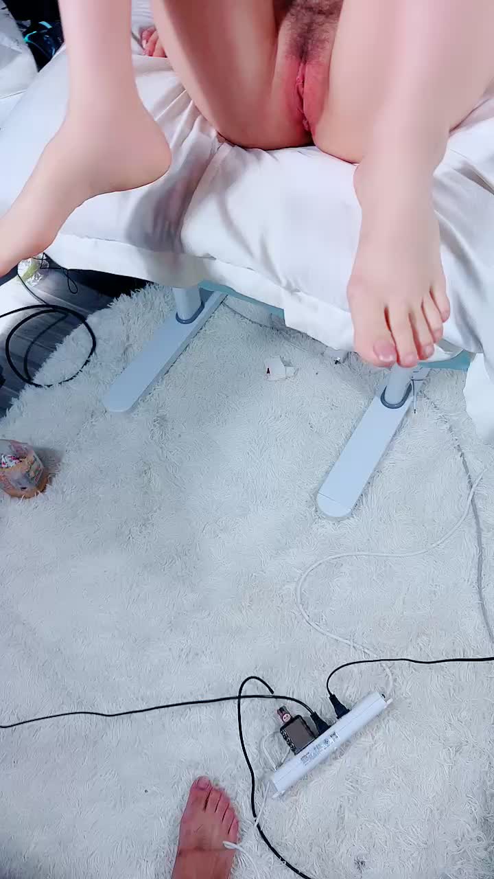 二零二五五月零四号_嫩嫩妹妹2 海报