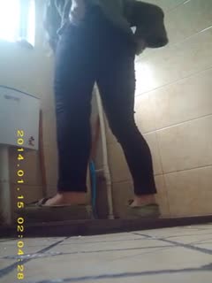 【厕所偷拍】偷拍系列3 学生妹子果然青春靓丽 海报