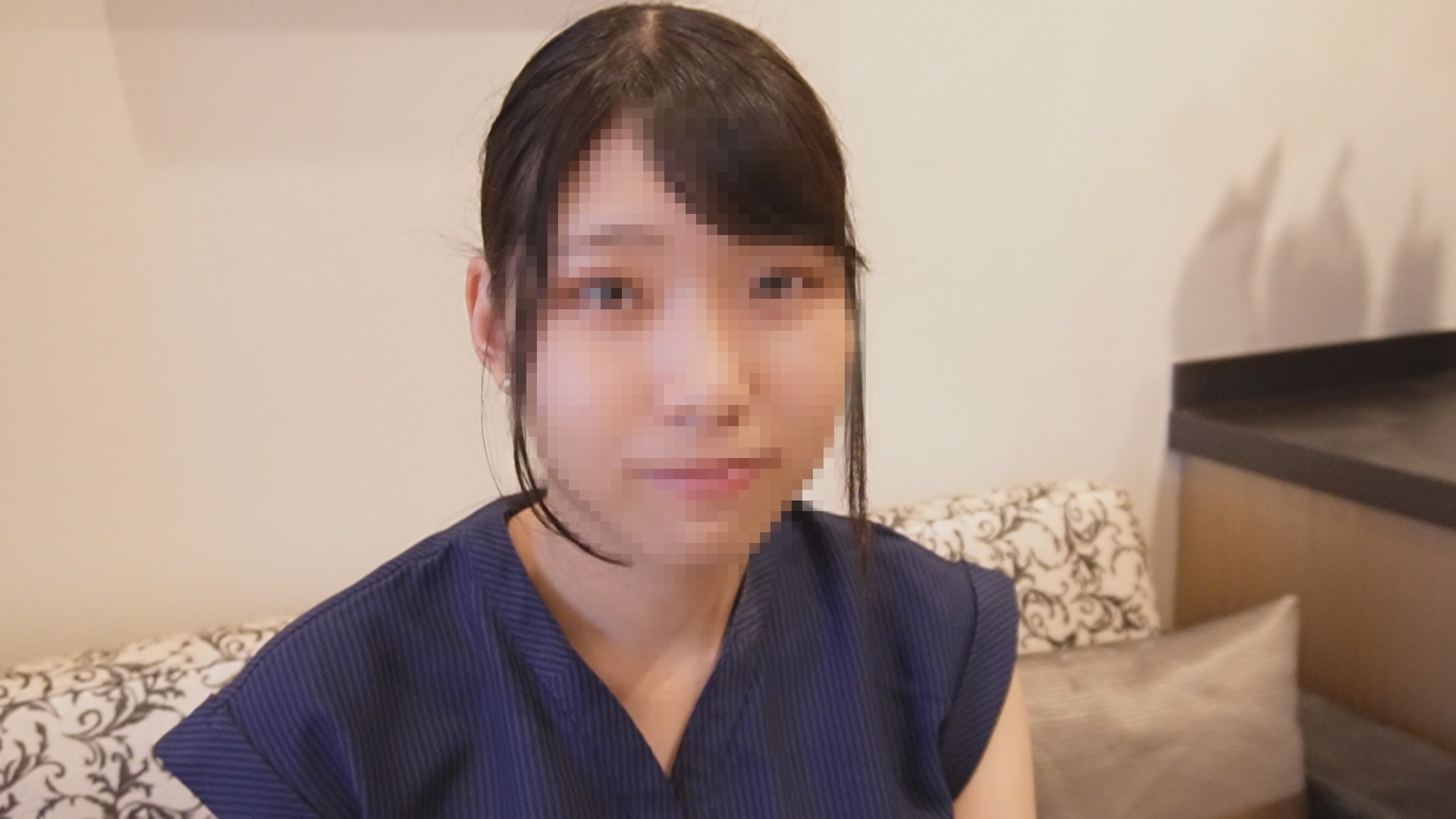 FC2-4448434 【個人撮影】ゆずは22歳天真爛漫Fカップ美巨乳ドスケベ女〇大生に大量中出し 海报